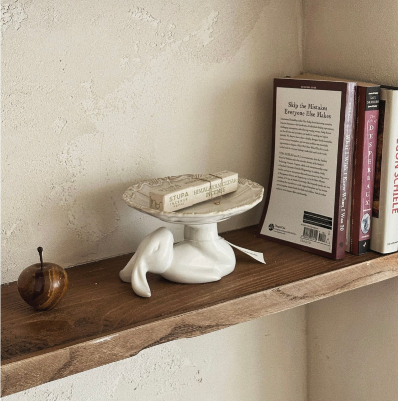Marchhare Series Vintage Rabbit Stand Tray