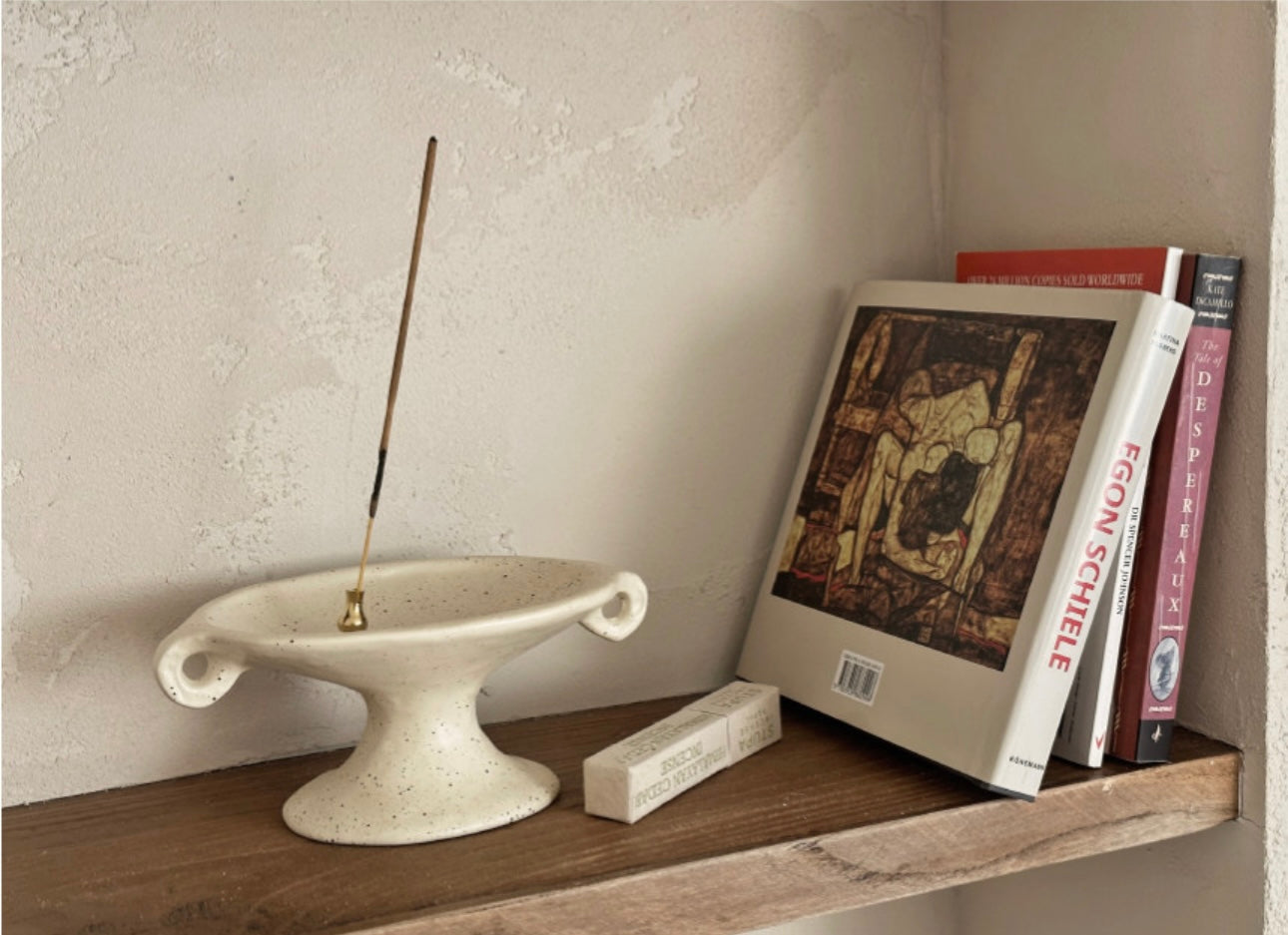 Dunne Ceramic Object-Tray Line Beige