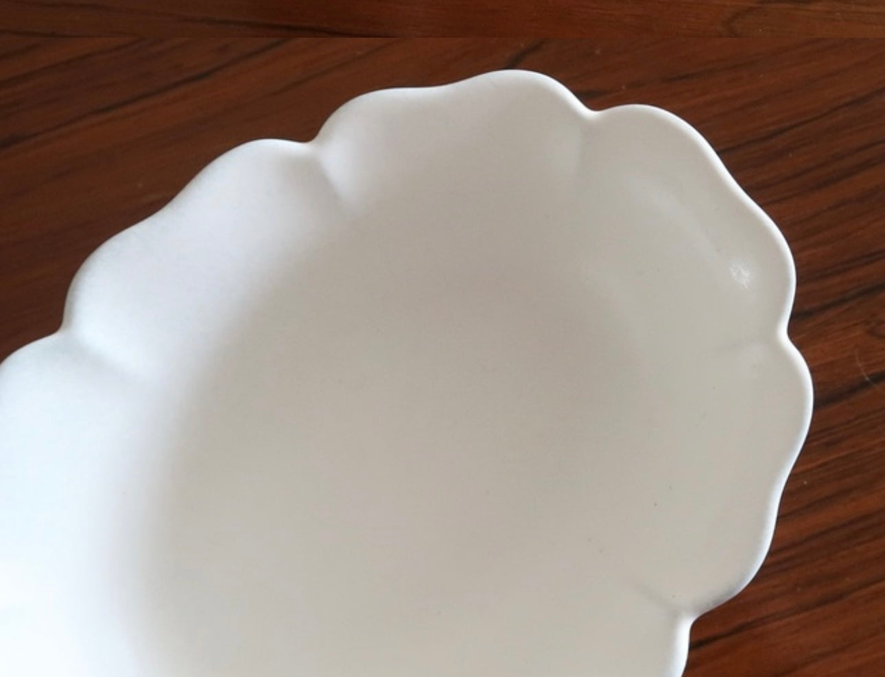Flower Edge Oval Bowl