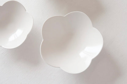 [Artisan]] Semi-matte five-leaf plate