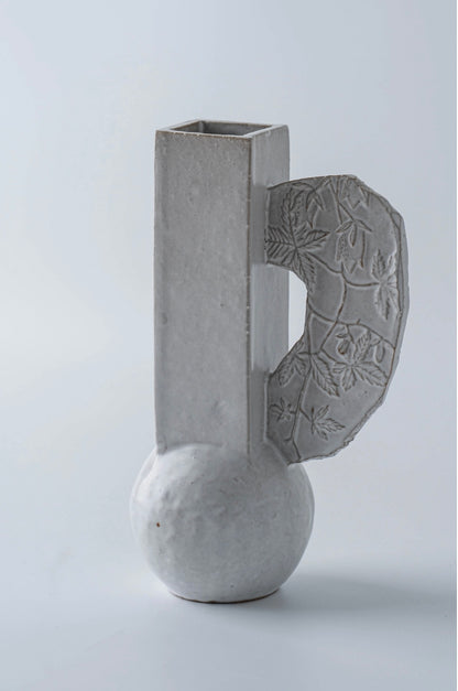 [Artisan] landscape-handled vase