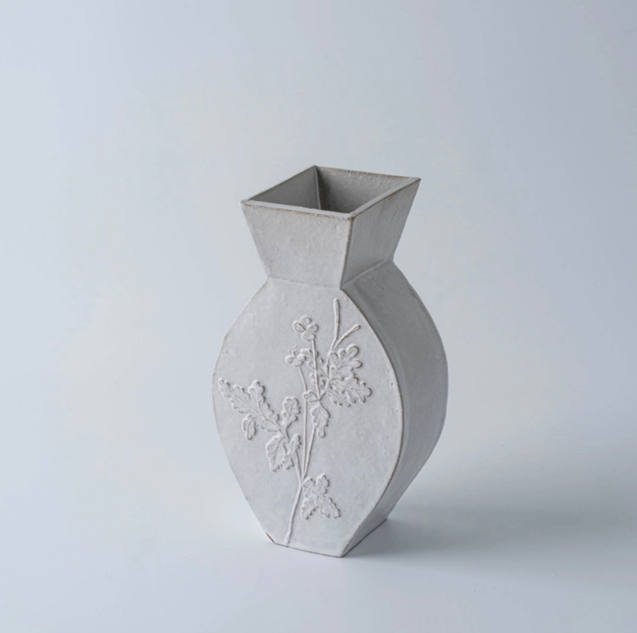 [Artisan] Greater celadine flat vases