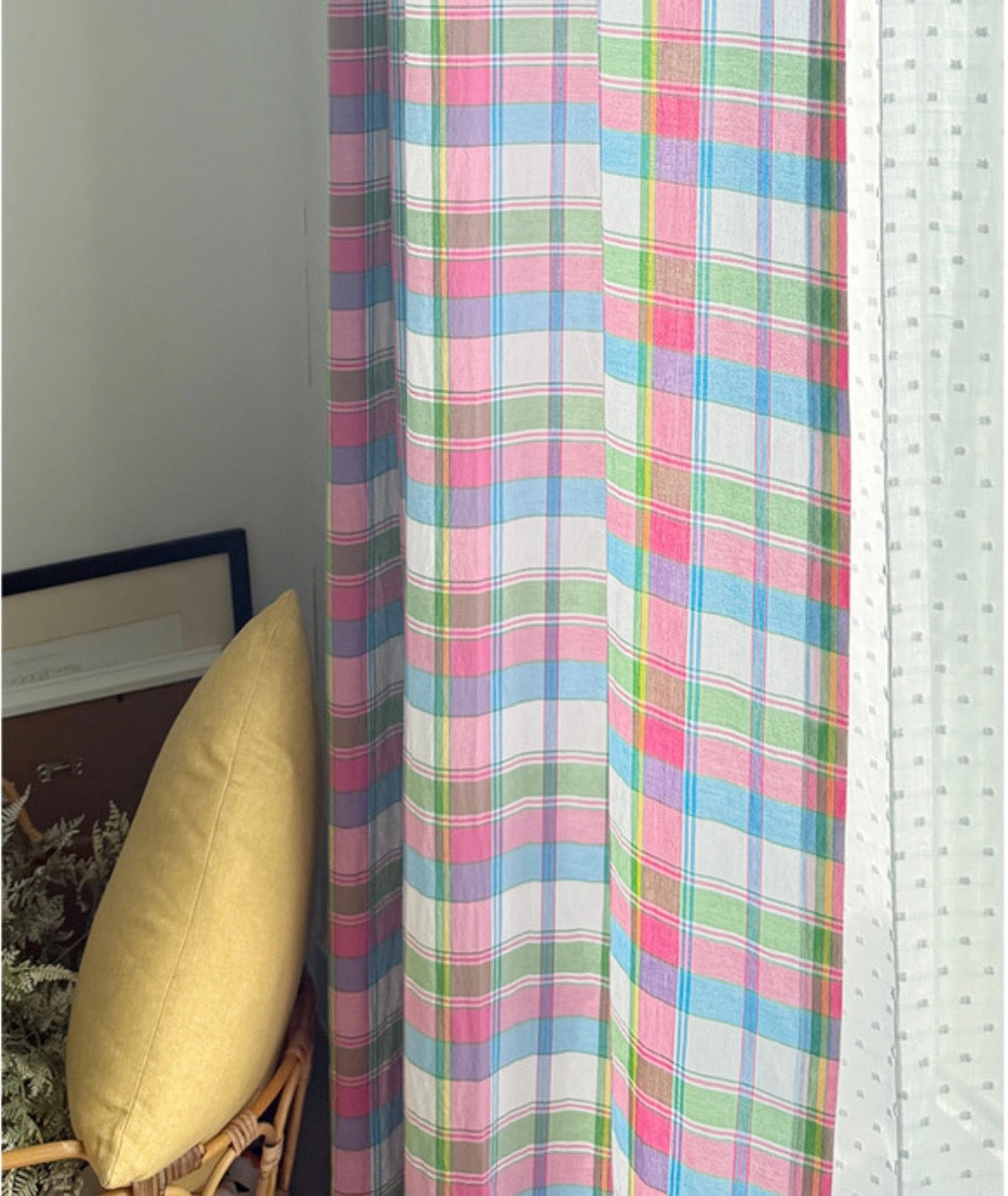 Grapefruit Ade Check Curtain