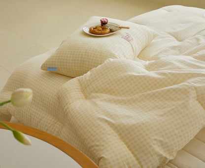 Pastel Lightweight Dust-Free Quilted Comforter-Check Pattern
