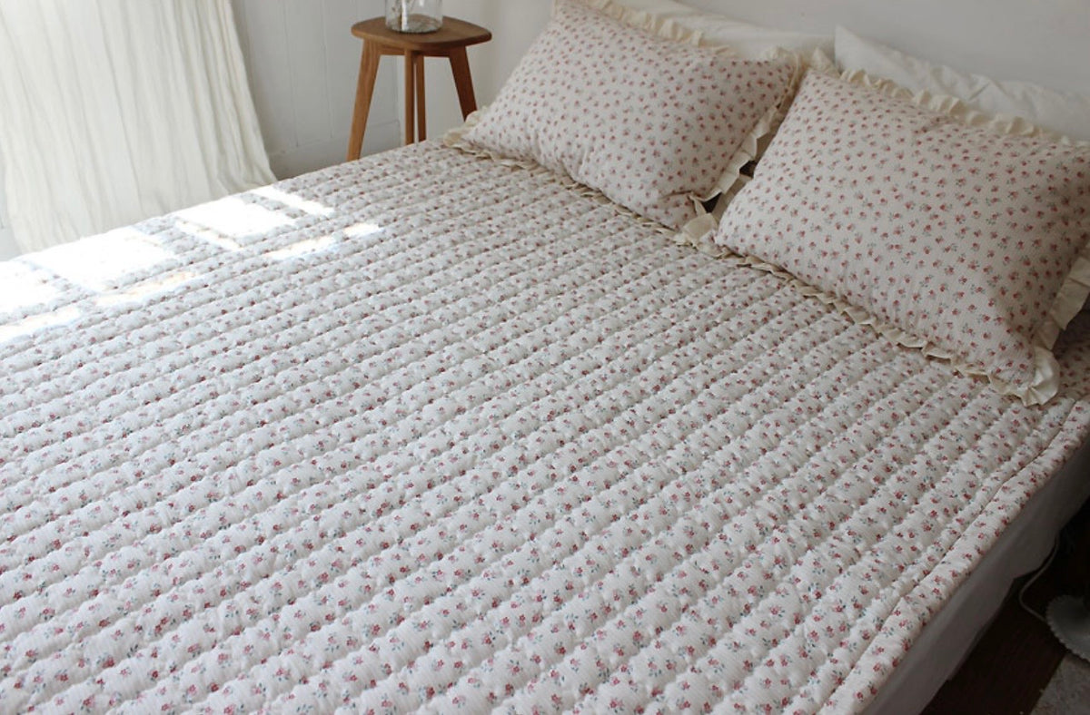 Pink Floral Dust-Free Comforter