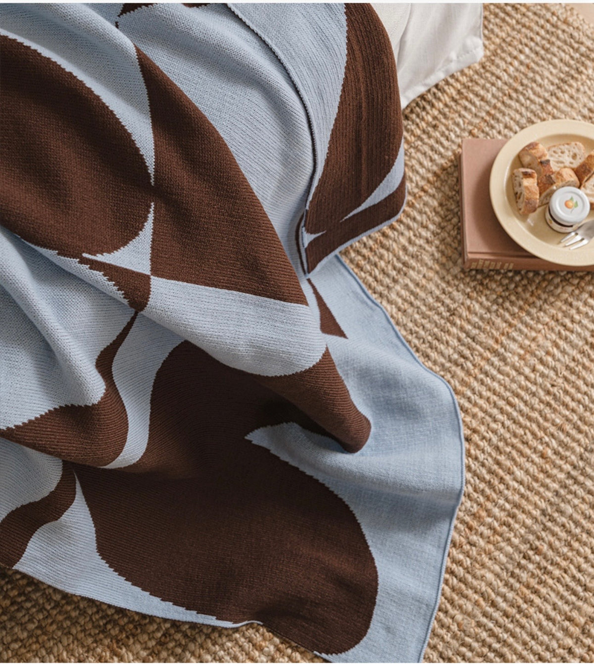 (Seasonal Exclusive) Reversible Knit Throw Blanket —Choco love