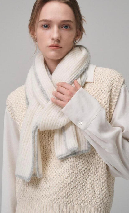 Bouclé Baby Alpaca Blend Winter Scarf – Cream
