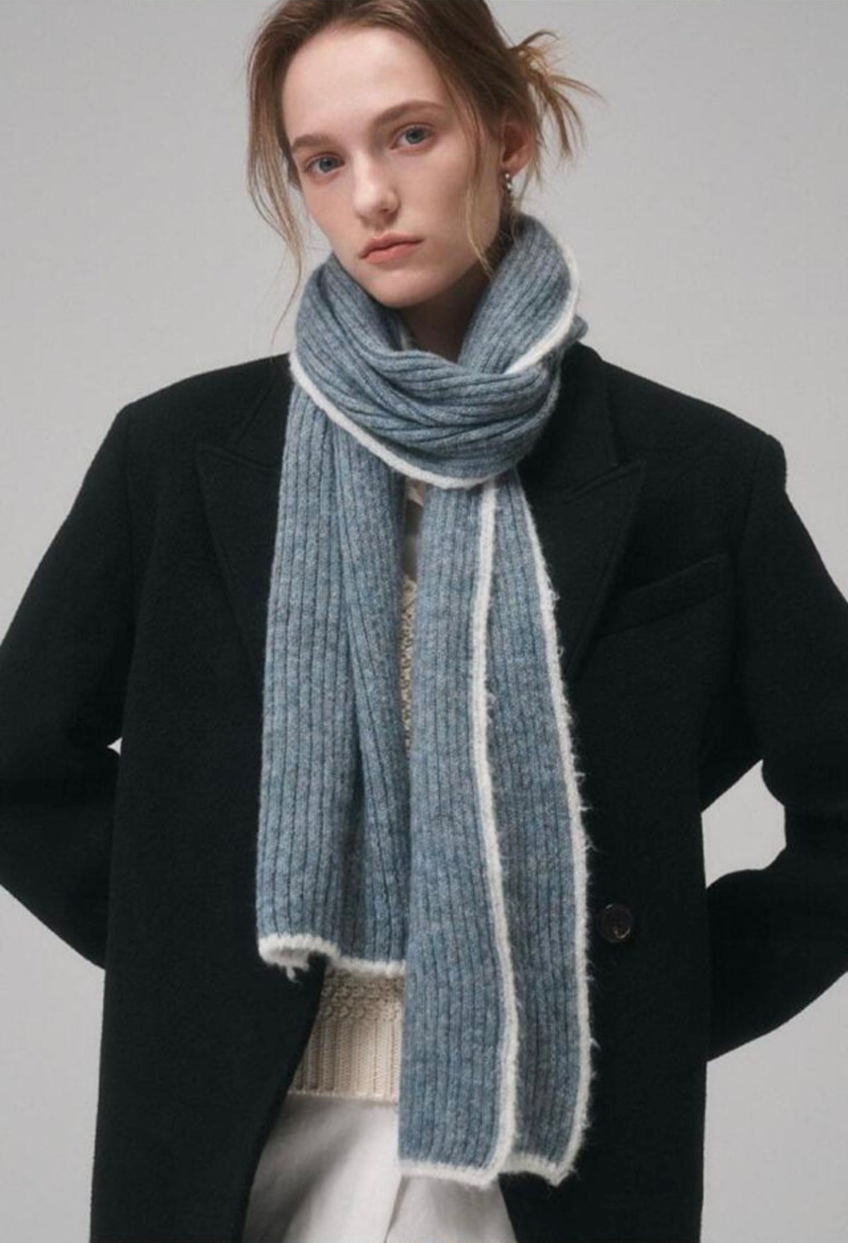 Bouclé Baby Alpaca Blend Winter Scarf – Cool Gray