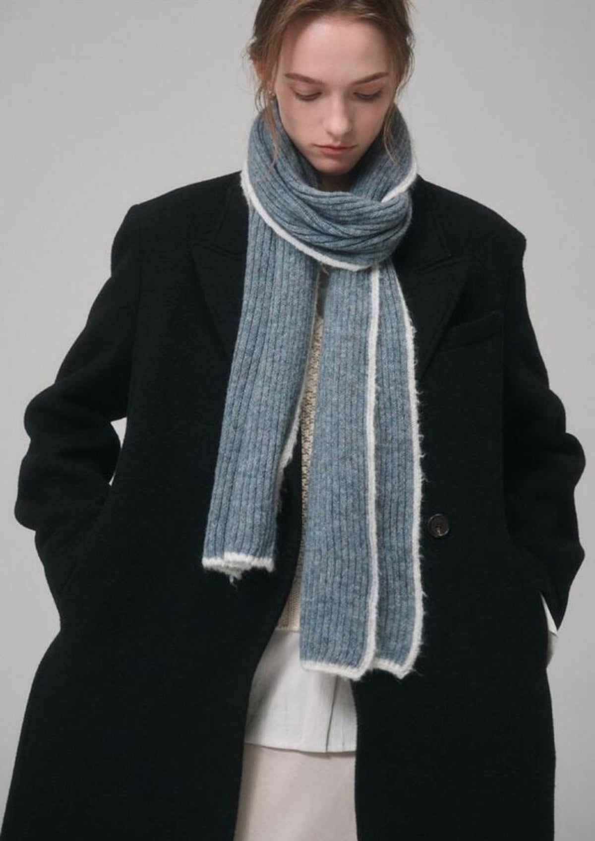 Bouclé Baby Alpaca Blend Winter Scarf – Cool Gray
