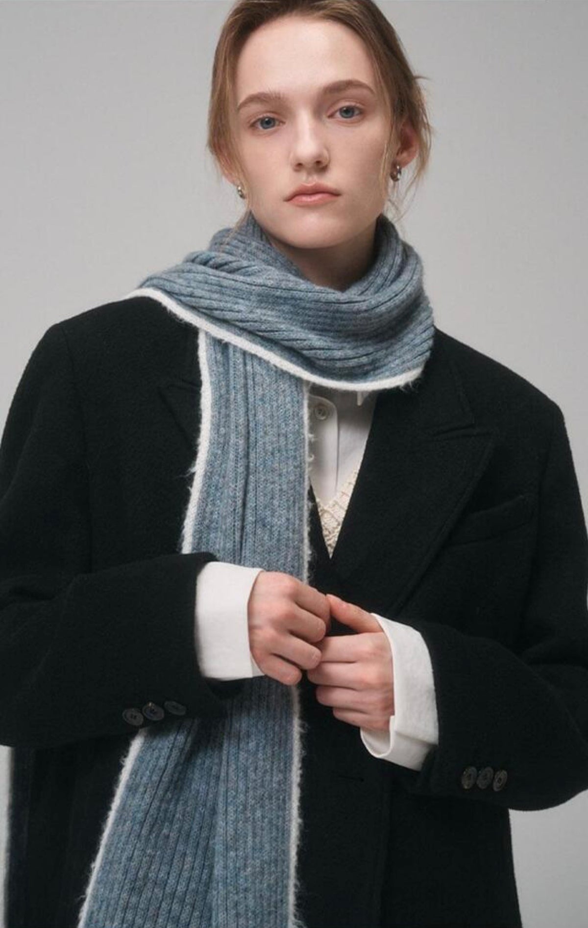 Bouclé Baby Alpaca Blend Winter Scarf – Cool Gray