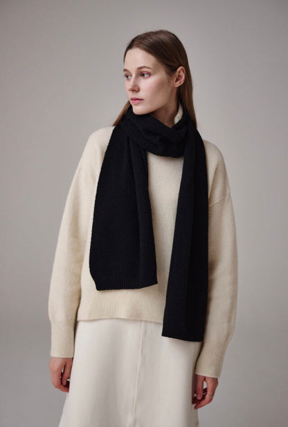 Cashmere & Merino Wool Blend Knit Scarf – Black