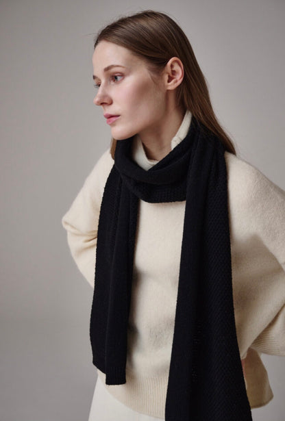 Cashmere & Merino Wool Blend Knit Scarf – Black