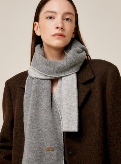 Reversible Cashmere & Wool Blend Scarf – Gray