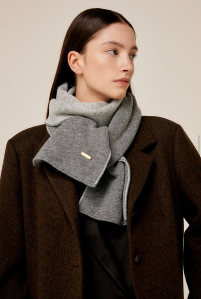 Reversible Cashmere & Wool Blend Scarf – Gray
