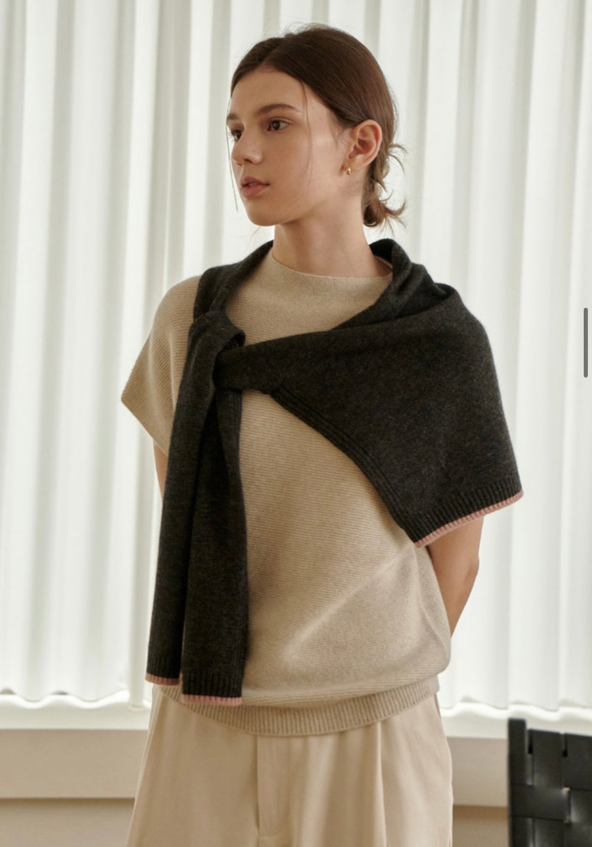 3-Way Merino Wool Blend Knit Shawl – Charcoal Pink