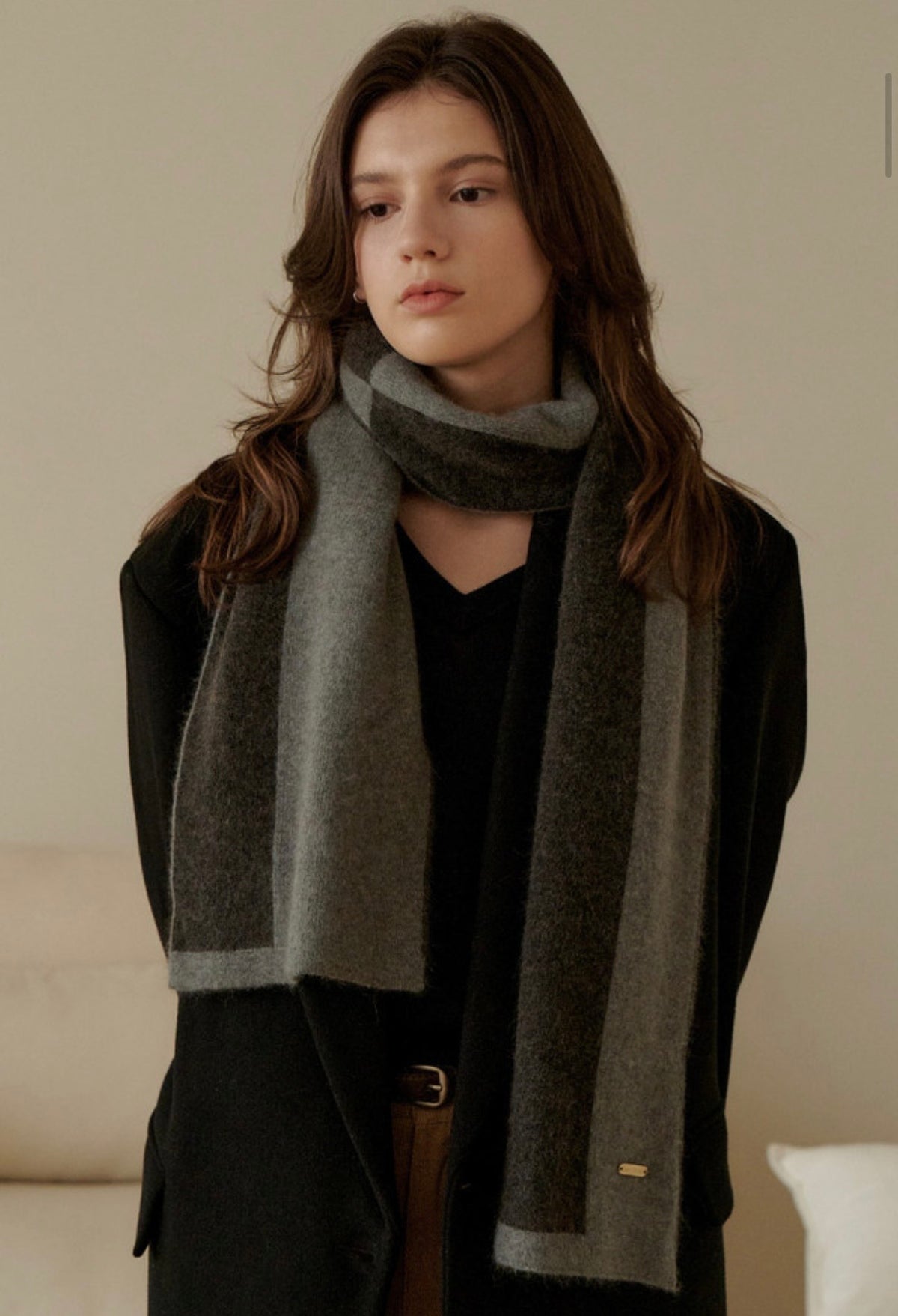 Two-Tone Knit Scarf – Cloud Charcoal