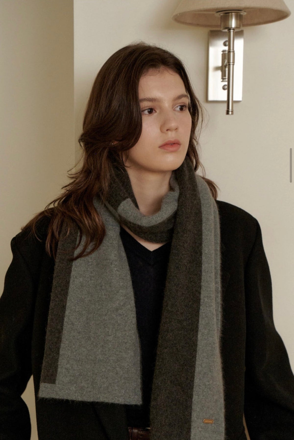 Two-Tone Knit Scarf – Cloud Charcoal