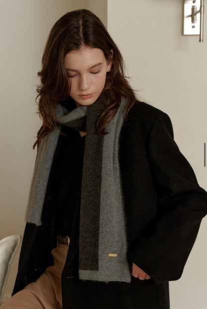 Two-Tone Knit Scarf – Cloud Charcoal