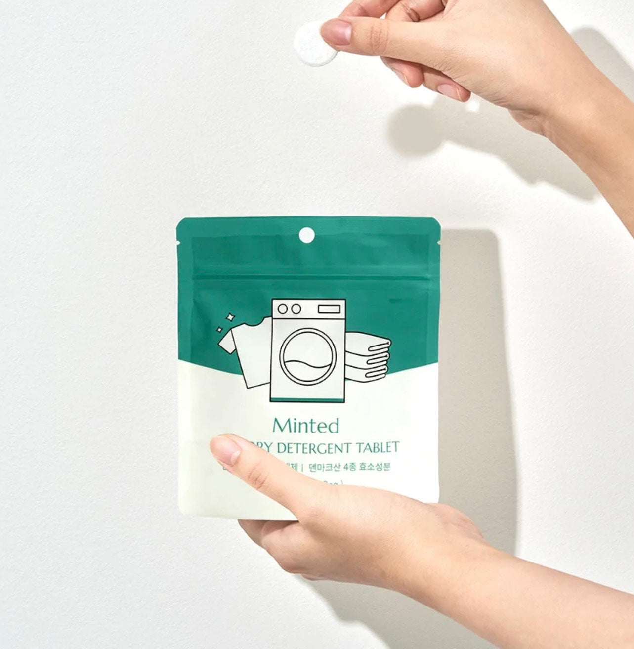 Solid Enzyme Laundry Detergent