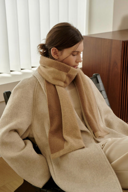 Two-Tone Knit Scarf – Latte