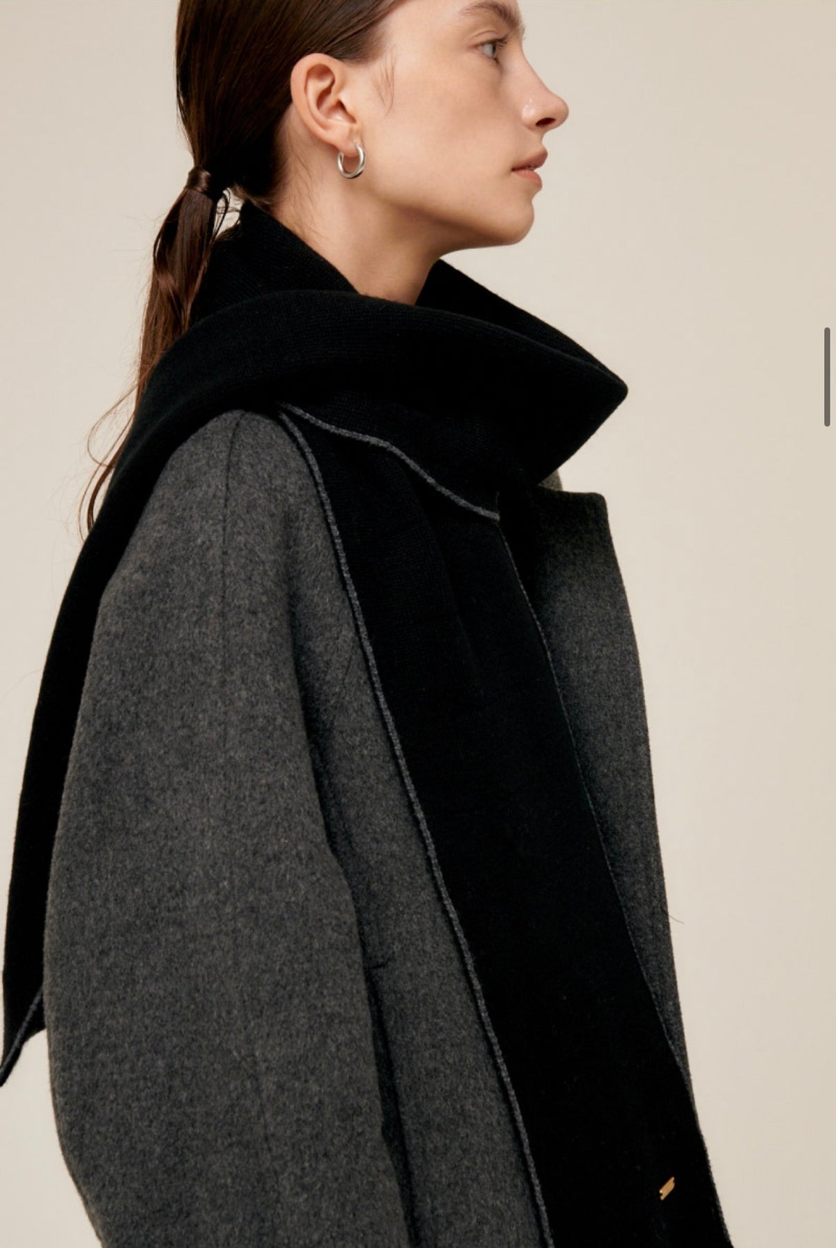 Reversible Cashmere & Wool Blend Scarf – Black Charcoal
