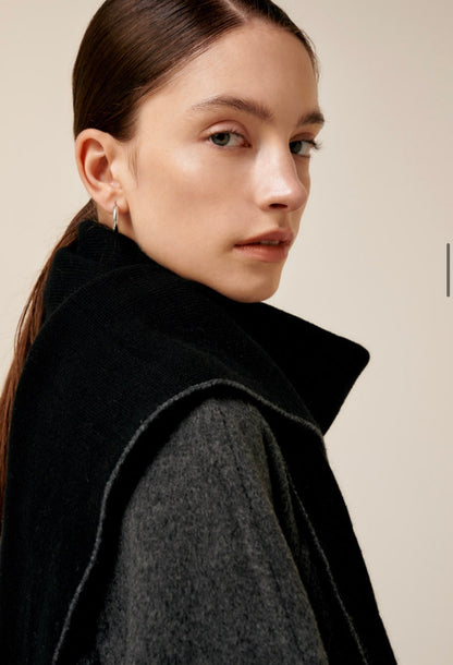 Reversible Cashmere & Wool Blend Scarf – Black Charcoal