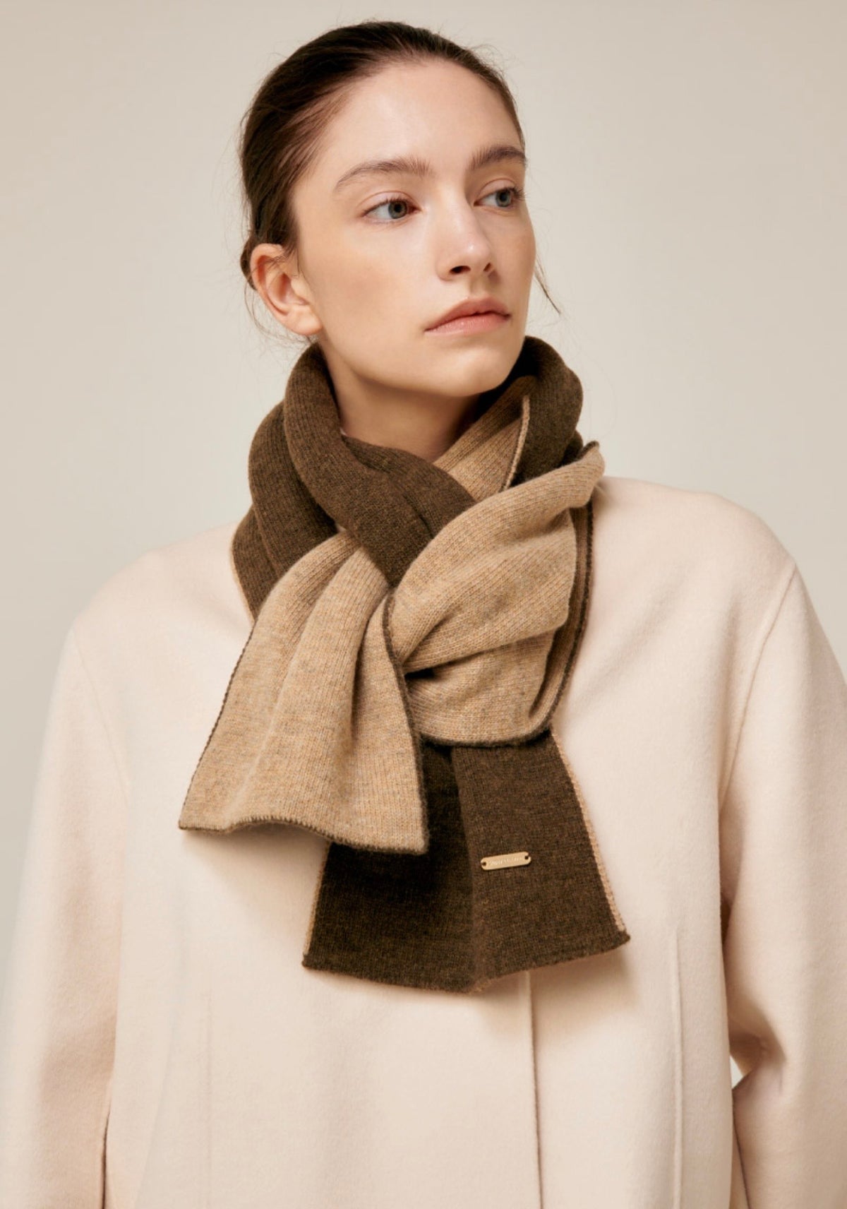 Reversible Cashmere & Wool Blend Scarf – Brown