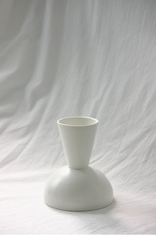 Snow White Sculptural Vase