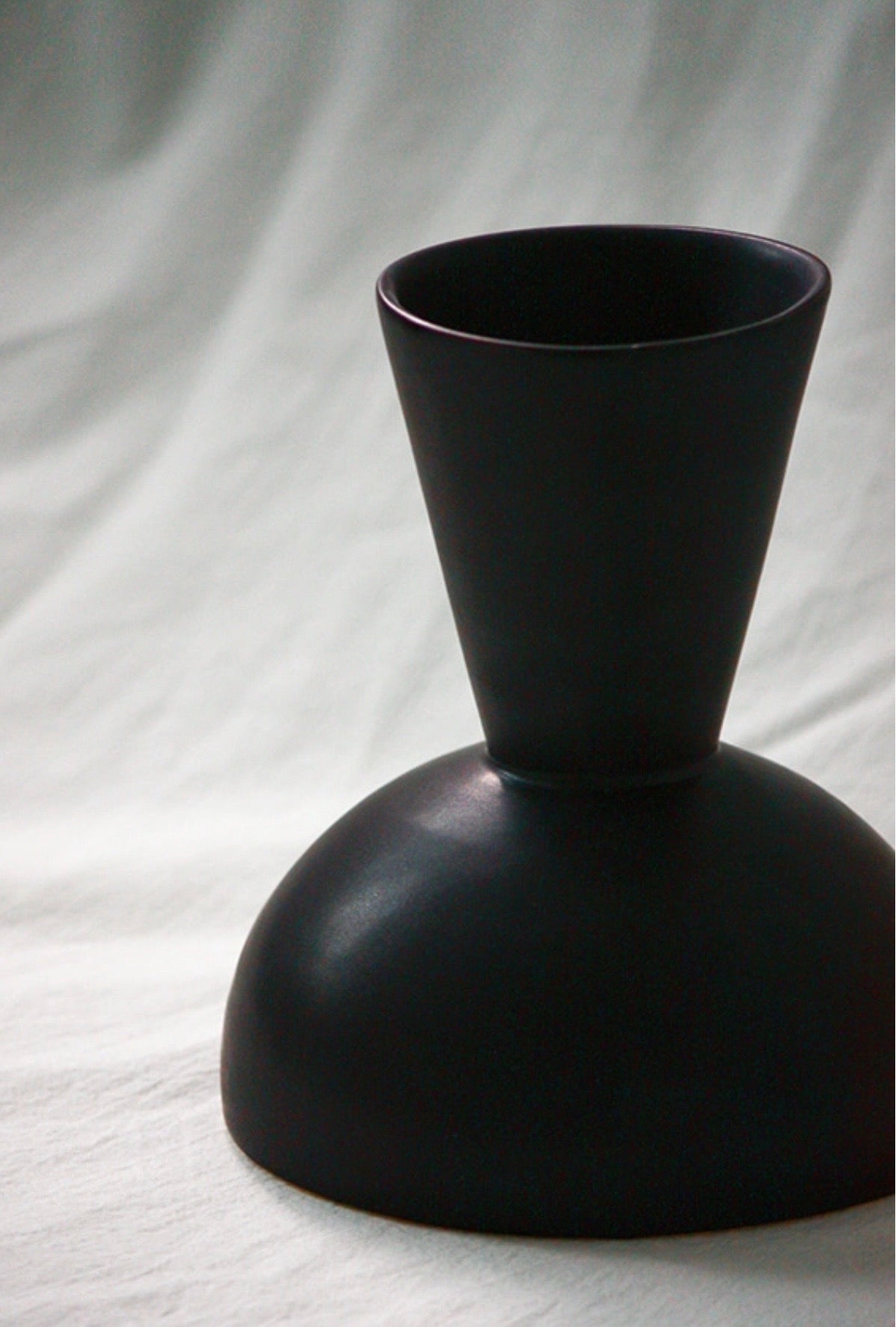 Snow White Sculptural Vase