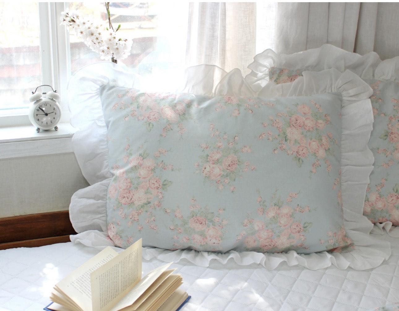 Laurita Modal Blanket In-between Seasons Blanket Four Seasons Blanket