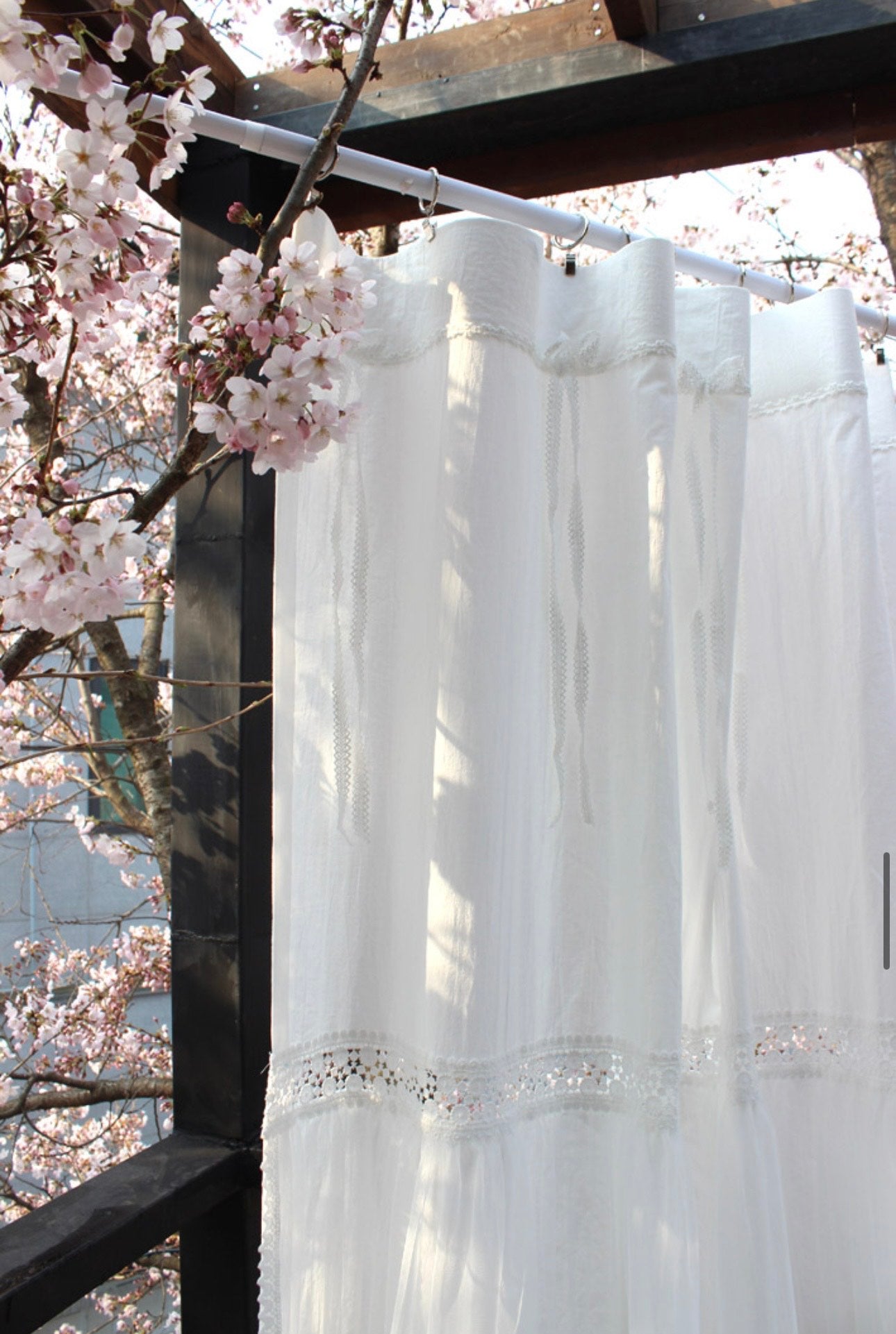 White lace carousel curtain