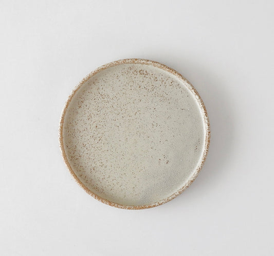 Natural rough round plate 14 cm