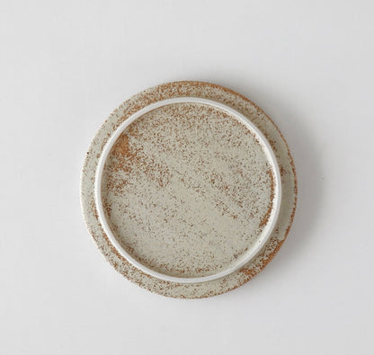 Natural rough round plate 14 cm