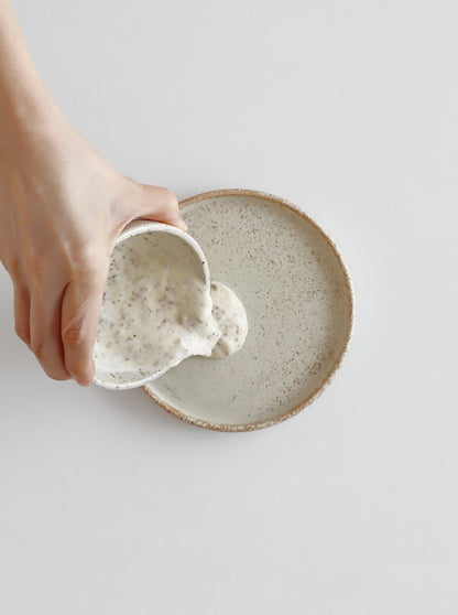 Natural rough round plate 14 cm
