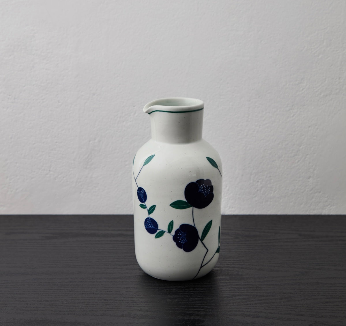 [Artisan] Blue vase of camellia flowers